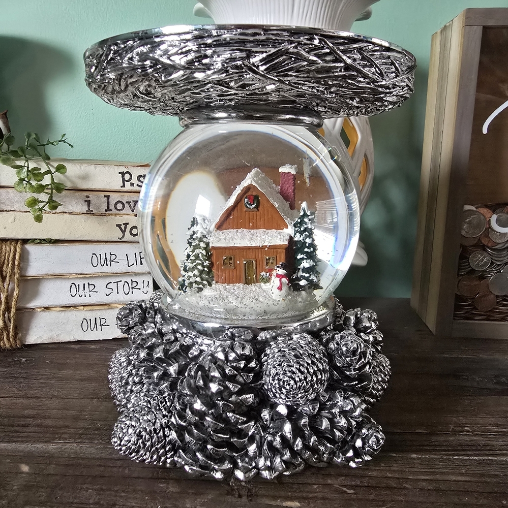 HomeWorx by Harry Slatkin Christmas Cabin Snow Globe Candle Holder